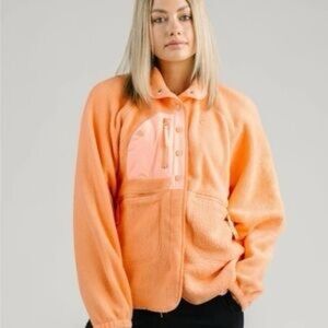 ZYIA Women’s Oversized orange fleece jacket size XS